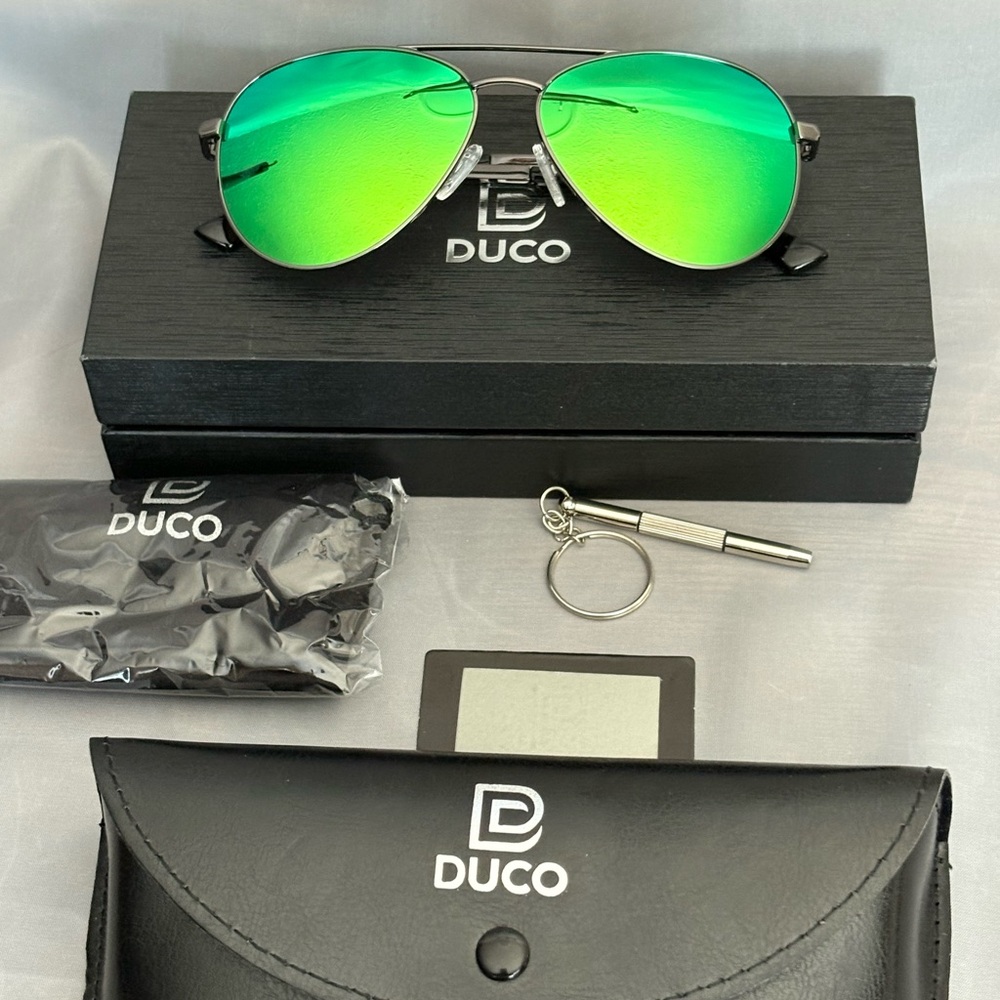 DUCO POLARIZED SUNGLASSES FOR MEN AND WOMEN 3025K
3025K-Gunmetal Revo Green